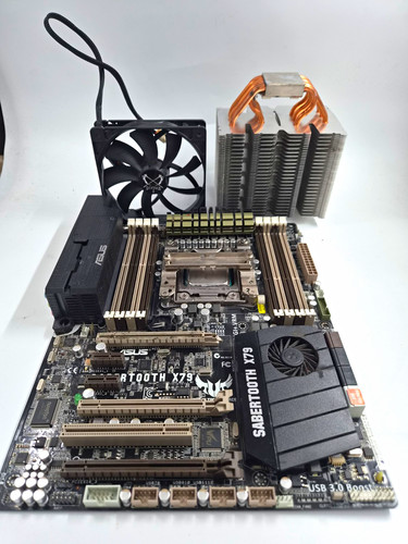 Asus sabertooth x79 atx - asus,